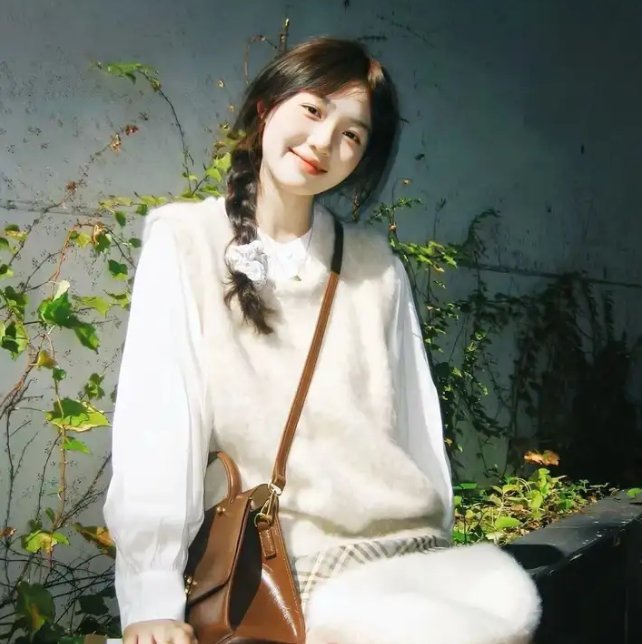 笼中女
